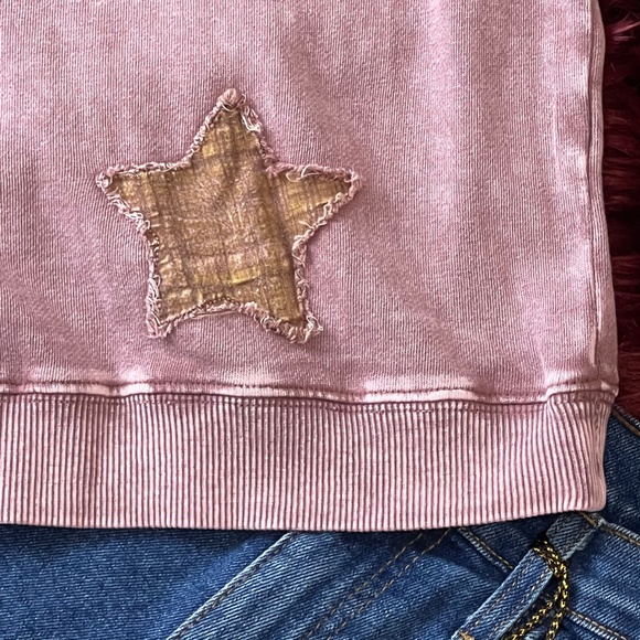 Easel Patchwork Mineral Wash Lightweight Knit Top - Picture 12 of 16